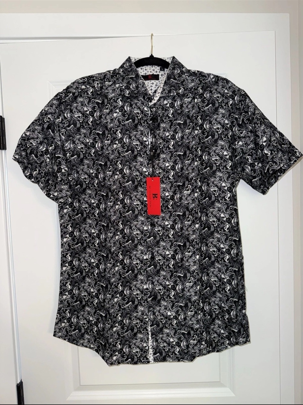 BC COLLECTION Black & White Paisley Short-Sleeve Button-Down Shirt